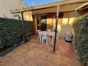 Villa T2 mezzanine climatisée avec piscine, proche plage - La Franqui - FR-1-81-608